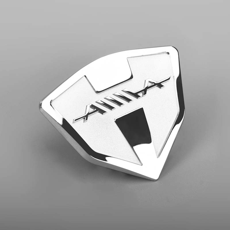 Kromimetallinen logotarra