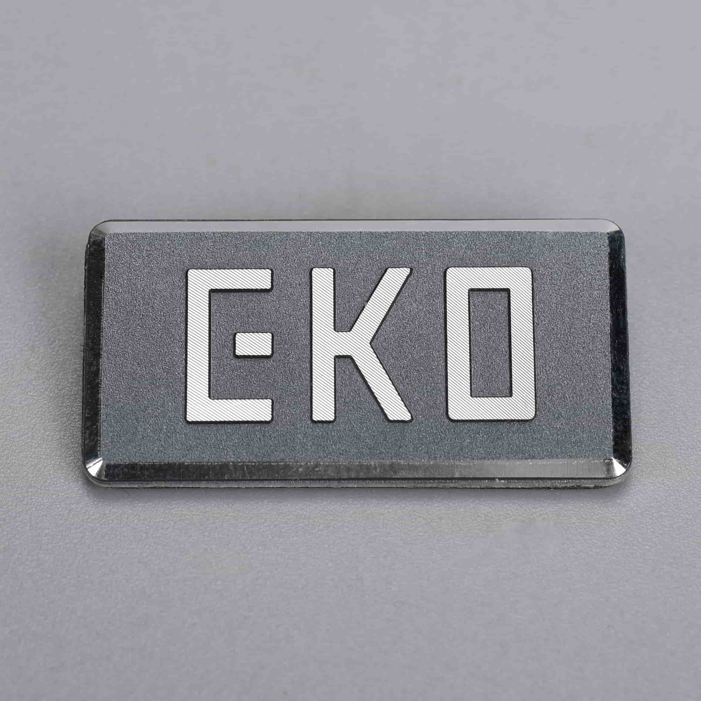 Kohokuvioitu tyyppikilpi elektroniikkaan