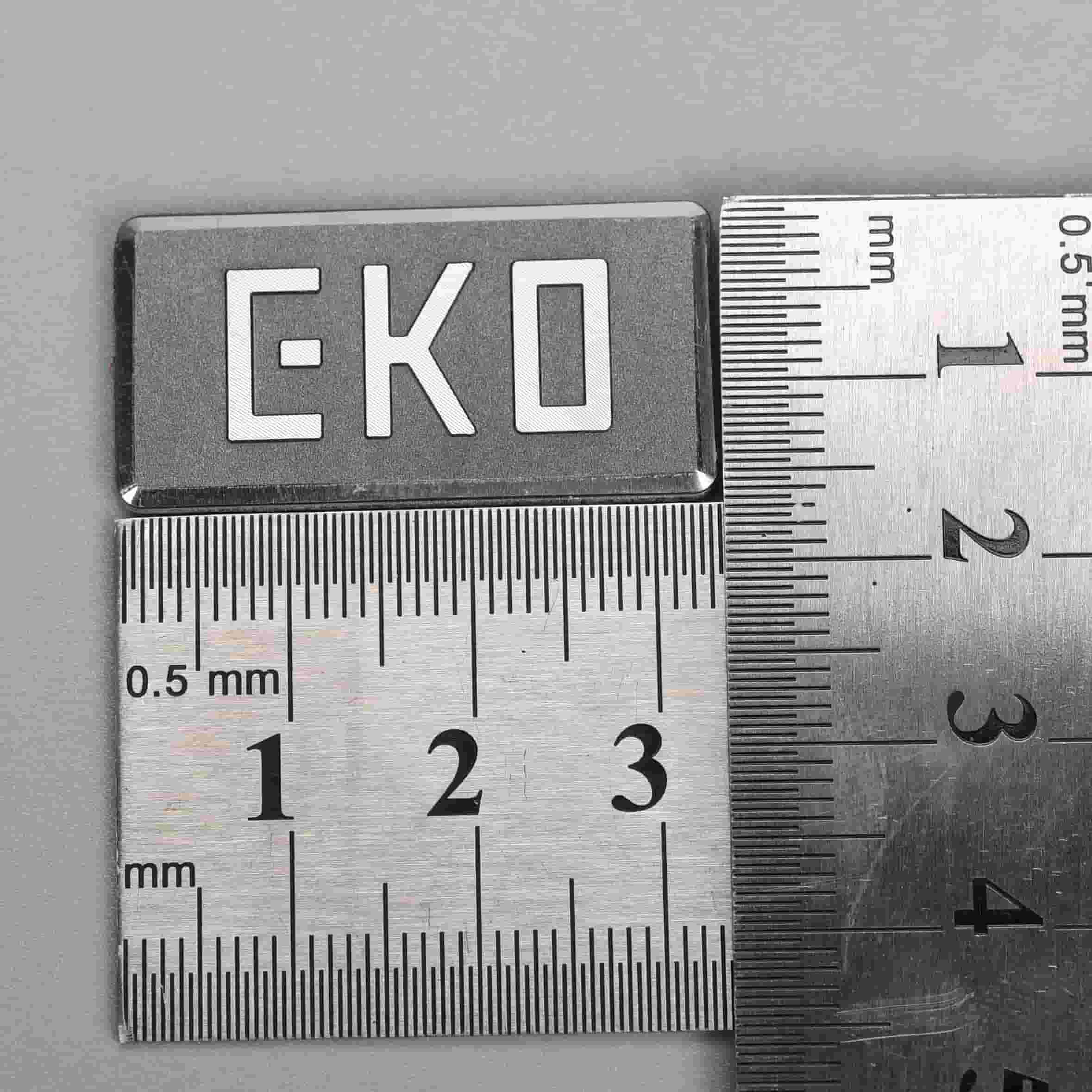 Kohokuvioitu tyyppikilpi elektroniikkaan