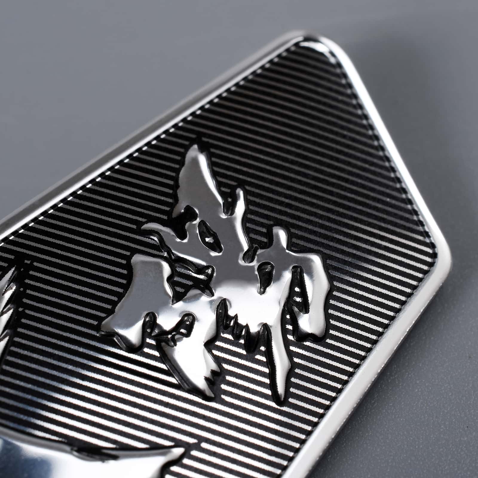 Tuotemerkin logo Korosta alumiinilogoa