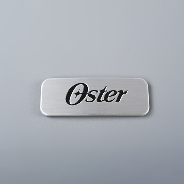 Kaiverrettu logo metalli Tunnisteet