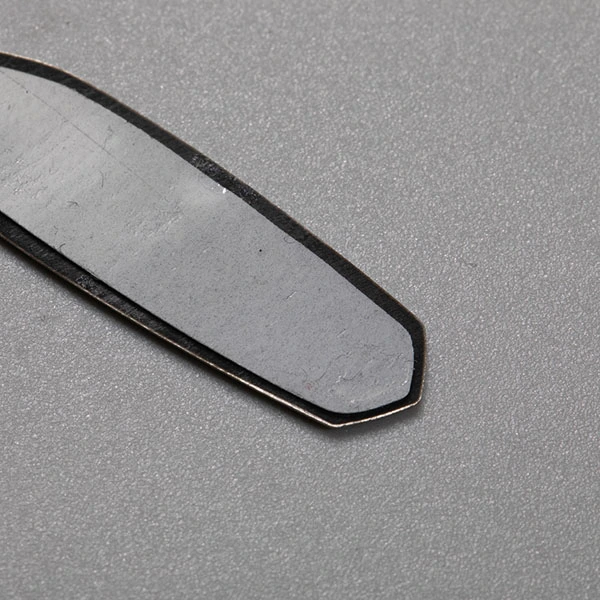 mukautettu sähkömuotoinen logotarra 3D-metallinen nimikilpi nikkelitarra
