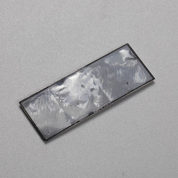Erittäin tarkka 3D-nikkelillä galvanoitu tarra, jossa on mattapintainen hopeapinta