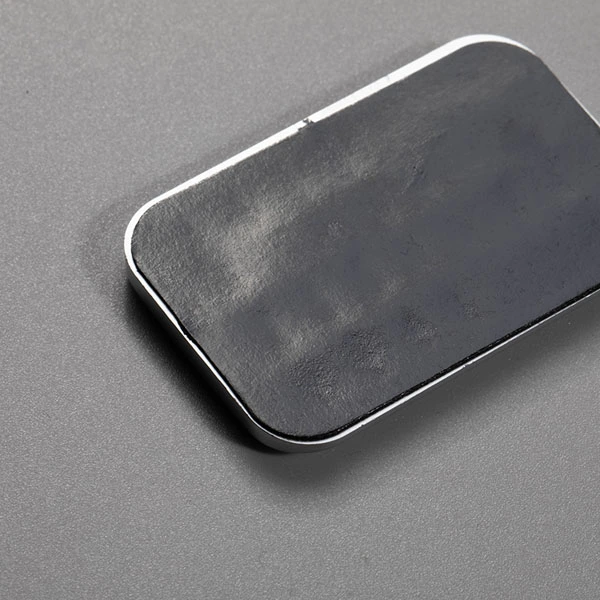 Mukautettu muotoilu Abs muovi kromi sähkölevy auton nimikilven logo litteä kirjain matta 3d auton rintamerkki