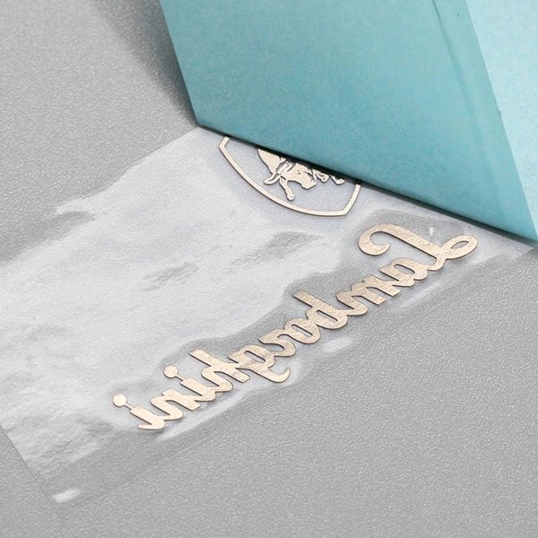 UV-kosmeettinen metallitarra